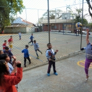 Atividades físicas de recreação na Escola Estadual de Ensino Fundamental Aurélio Reis
