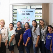 Maria José dos Reis/ Elida Montani e equipe diretiva da Escola Adelina da Cunha
