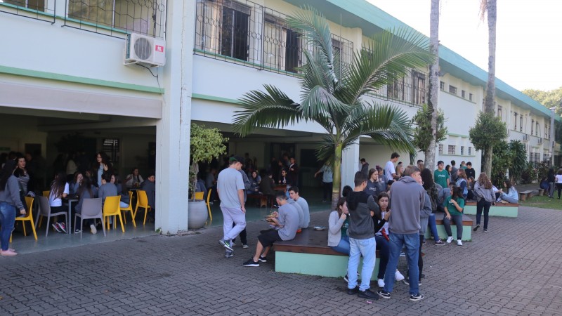 Escola Ernesto Alves, de Santa Cruz do Sul