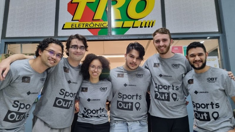 Equipe é composta por Chrystian Martins, Nicolas Kologeski, Ana Maria Silveira, João Pedro Ribeiro, Igor Daudt e Bruno da Rosa -