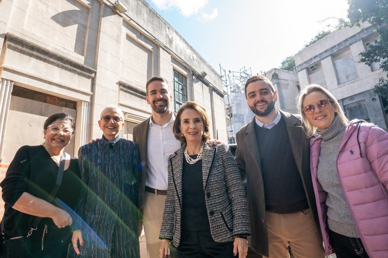 Visita foi acompanhada também pelo vice e pelas secretárias de Comunicação, da Cultura, da Educação e de Obras Públicas