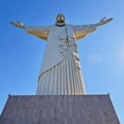 Imagem do Monumento Cristo Protetor em Encantado.

